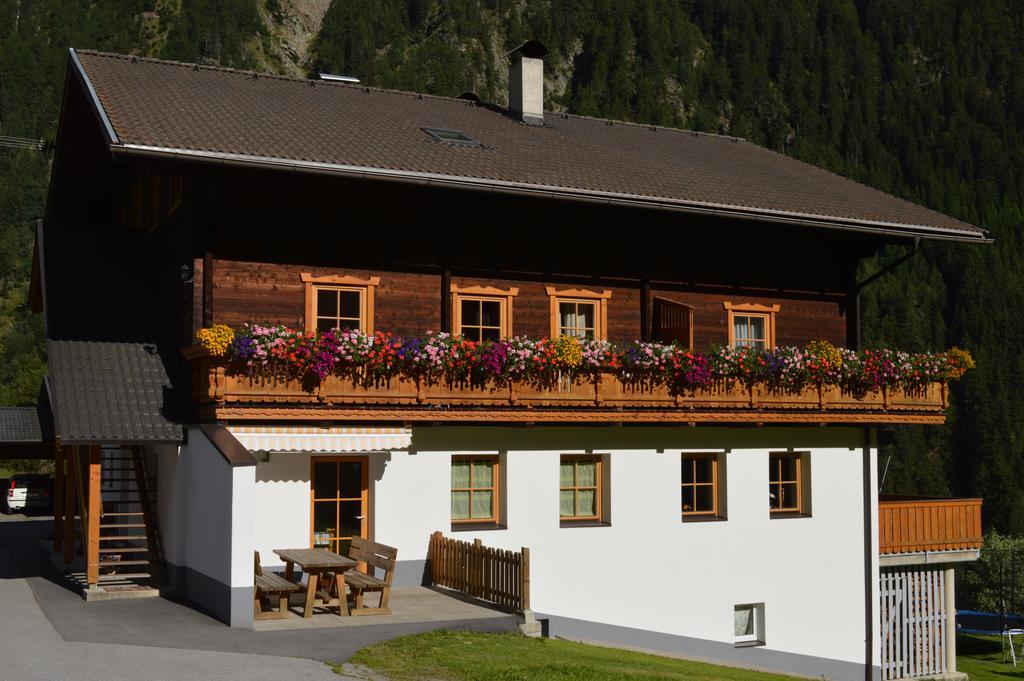Ferienwohnungen Niederarnigerhof Familie Bauernfeind Kals-am Großglockner Zewnętrze zdjęcie